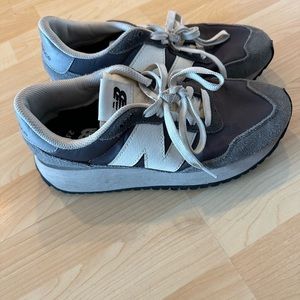 New Balance Sneakers